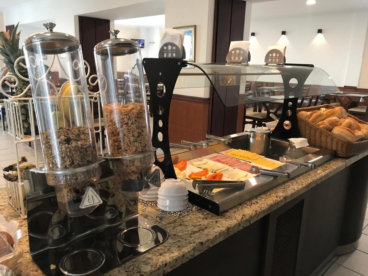 פראייה גראנדה Hotel Araguaia מראה חיצוני תמונה